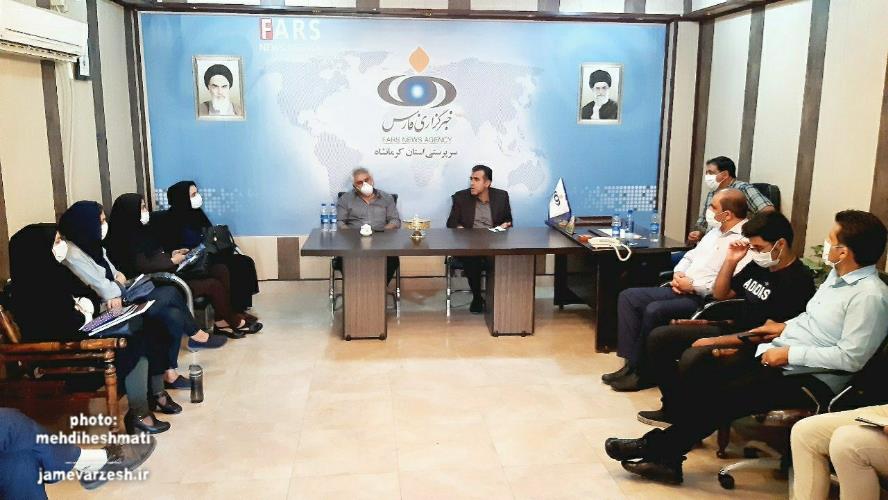   دیدار خبرنگاران ورزشی استان با نماینده بلقوه استان در مجلس شورای اسلامی